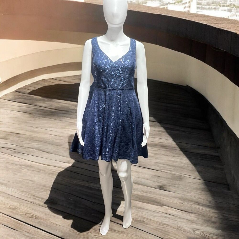 City Triangles Juniors Formal Dress Navy Lace Sequined‎ Size 11